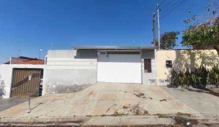 Casa para Locação em Presidente Prudente, Conjunto Habitacional José de Souza Reis, 2 dormitórios, 1 banheiro, 3 vagas