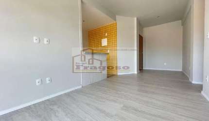 Apartamento à venda em Cabo Frio-RJ, Braga: 2 quartos, 1 suíte, sala, 1 vaga de garagem, 78m² de área.
