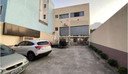 Galpão para Venda em Santo André, Campestre, 7 banheiros, 7 vagas