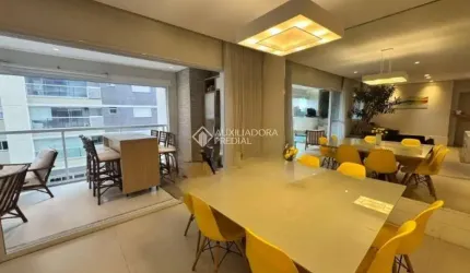 Apartamento para Venda em São Caetano do Sul, Santo Antônio, 2 dormitórios, 2 suítes, 3 banheiros, 2 vagas