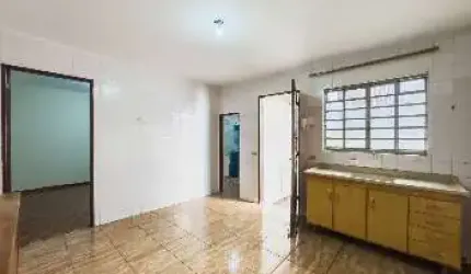 Sobrado para Venda em Santo André, Parque Das Nações, 2 dormitórios, 1 banheiro, 2 vagas