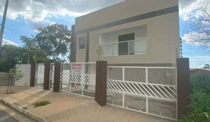 Sobrado a Venda - bairro Santa Rosa