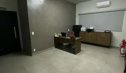 Casa comercial para alugar na Avenida Romeu Strazzi, 1571, Cidade Nova, São José do Rio Preto por R$ 9.900
