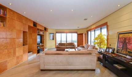 Apartamento tipo para venda com 4 quartos, sendo 2 suítes, 270m²