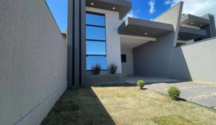 CASA LINDÍSSIMA! PREÇO ABAIXO DO MERCADO!