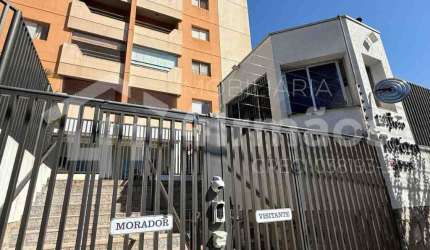 Apartamento no Condomínio Edifício Topázio