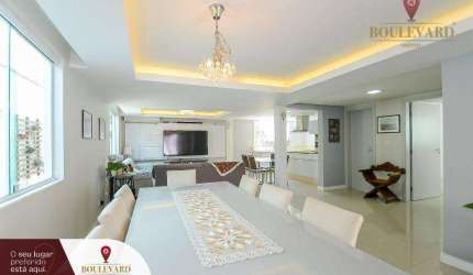 Casa com amplo quintal, piscina e 4 dormitórios à venda, 252 m² por R$ 1.850.000 - Guabirotuba - Curitiba/PR