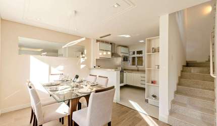 Barreirinha, Sobrado em Condomínio , Mobiliado e Decorado, San Marino, 125m², churrasqueira, 2 vaga