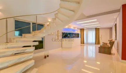 Bacacheri, casa 360m², 3 suites 2 salas, escritório, 5 banheiros, quintal 3 vagas.  Curitiba, PR