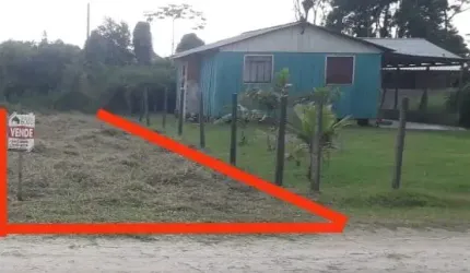 Vende se terreno no Balneário Londrina