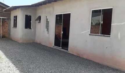 Vende-se Casa no Balneário Parque
