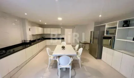 Apartamento mobiliado frontal mar 4 quartos sendo 2 suítes