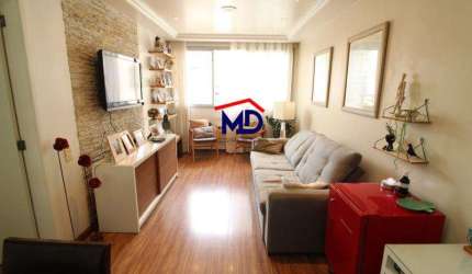 3 quartos (1 suite), 1 vaga, modernizado, rua nobre com guarita, silencioso