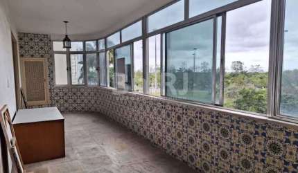 EXCELENTE APARTAMENTO À VENDA NA PRAIA DO FLAMENGO
