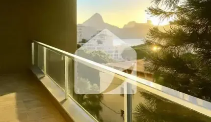 Fonte da Saudade - Vista Icônica, Valor Raro: 240m² | 02 vagas | 03 quartos
