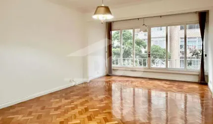COPACABANA - Amplo apartamento com 170 m², com vaga, ótima localização