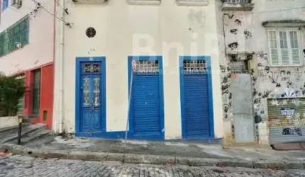 Vendo Sobrado na Glória, rua Cândido Mendes