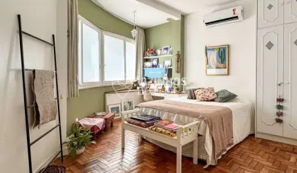 Quarto e Sala Reformado e Charmoso no Leme – Pronto para Morar ou Investir