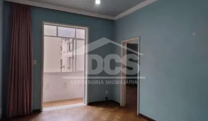 TIJUCA - Maria Amália - Apartamento de 3 quartos próximo à Rua Uruguai