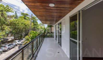 TODO REFORMADO, 03 Qtos, 130m², em Barra da Tijuca - Rio de Janeiro - RJ