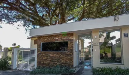 Casa de Luxo em Condomínio no Bairro Cristal, Porto Alegre - 4 Quartos, 2 Suítes, 2 Salas, 2 Banheiros, 4 Vagas, 227m².