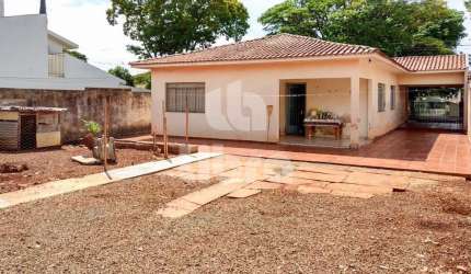 Casa à venda no Jardim Alvorada.