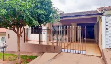 Casa à venda no Jardim Olimpico.