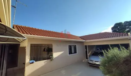 Casa a Venda em Mandaguaçú/PR.
