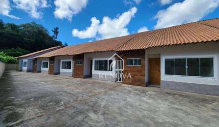 Casa com 2 dormitórios à venda, 64 m² por R$ 350.000 - Albuquerque - Teresópolis/RJ