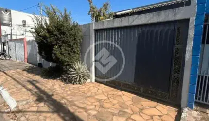 Casa  na região do Jardim Imperial com 3 quartos, piscina,  churrasqueira. codigo: 31783