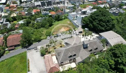 Terreno a venda na Praia dos Amores codigo: 109913