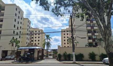 Lindo apartamento no Parque Industrial 100% reformado Piso novo em todo o apartamento Revestimento novo na cozinha, área de serviço e banheiro Rebaixamento de gesso novo Tomadas e interruptores novos 