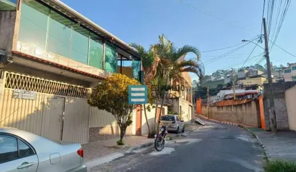 Casa com 3 dormitórios à venda, 180 m² por R$ 250.000,00 - Borboleta - Juiz de Fora/MG