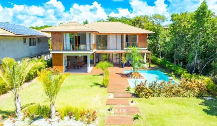 Casa à Venda Condomínio Praia Bella Alto Padrão em Praia do Forte 7 Suítes