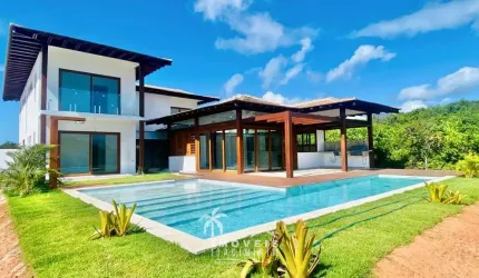 Casa à Venda em Praia do Forte Alto Padrão