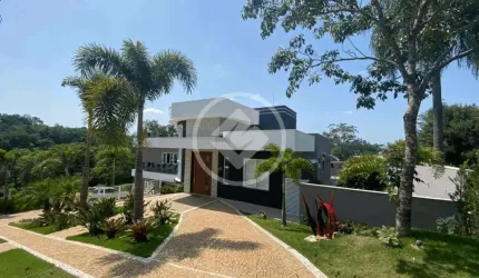 Casa térrea à no Condomínio Villa Lombarda em Valinhos/SP codigo: 27827