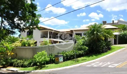 Casa para venda e locação no Condomínio Vista Alegre Sede em Vinhedo/SP, com 6 suítes e 576m2 construidos. codigo: 104386