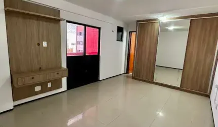 Apartamento na Ponta do Farol 205m, vista mar Com 4 quartos sendo 3 suítes,