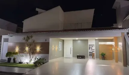 Casa em Condomínio no Calhau 4 quartos, 4 suítes Condomínio Ravenna mobiliada