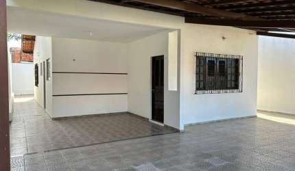 Casa em Condomínio na Cohama 3 quartos Na Rua do Aririzal para locação