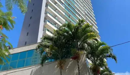 Apartamento com vista para o mar no Meireles com 3 suites