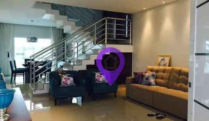 Casa à venda em Pouso Alegre/MG. 315m², 3 dormitórios (1 suíte), 4 vagas, área gourmet e sauna. Excelente localização próxima ao Fórum e CIMED