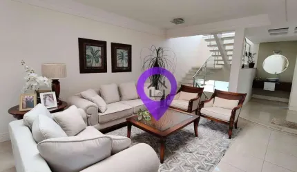 Casa de 470m² à venda no bairro Colinas de Santa Bárbara. 5 dormitórios, 6 vagas e área com churrasqueira. 4min do centro.