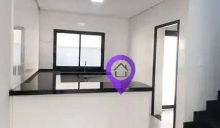 Casa com 3 suítes no Bairro Medicina, 136m² construídos em Santo Ivo. Acabamentos premium, 2 pavimentos e localização privilegiada 1 minuto do centro