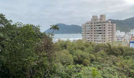 Oportunidade à venda na Praia do Tombo com 215m2 úteis, 3 suites, 2 vagas e lazer completo
