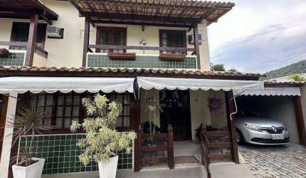 Casa com 3 dormitórios à venda, 120 m² por R$ 780.000,00 - Piratininga - Niterói/RJ