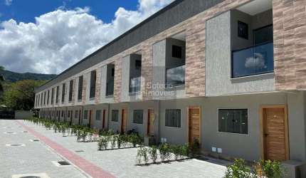 CASA DUPLEX COM 2 SUÍTES EM VARGEM GRANDE