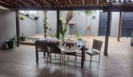 Casa com 3 dormitórios à venda, 185 m² por R$ 650.000,00 - Jardim Nova Veneza - Sumaré/SP