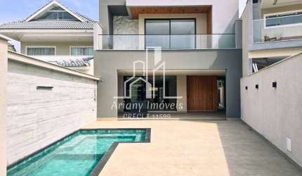 Riviera del Sol | Casa Contemporânea Triplex no Recreio