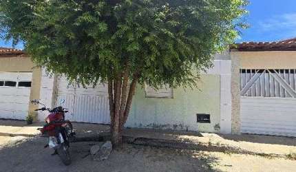 Casa 69.55m², 2 dormitório(s), 1 vaga(s) na garagem - , IACU BA